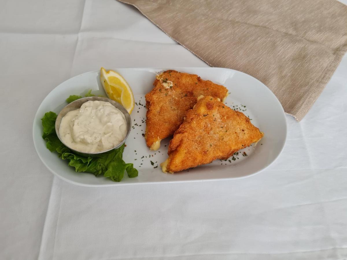 Krnjak Restoran I Sobe Savic Bed & Breakfast エクステリア 写真