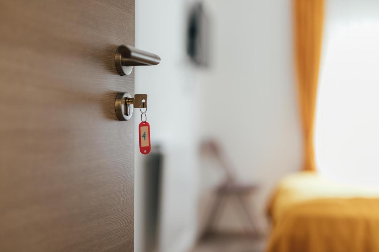 Krnjak Restoran I Sobe Savic Bed & Breakfast エクステリア 写真